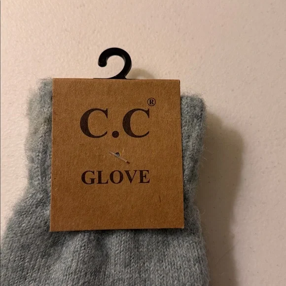 NWT women’s C.C heather mint Knit Gloves - Picture 6 of 6